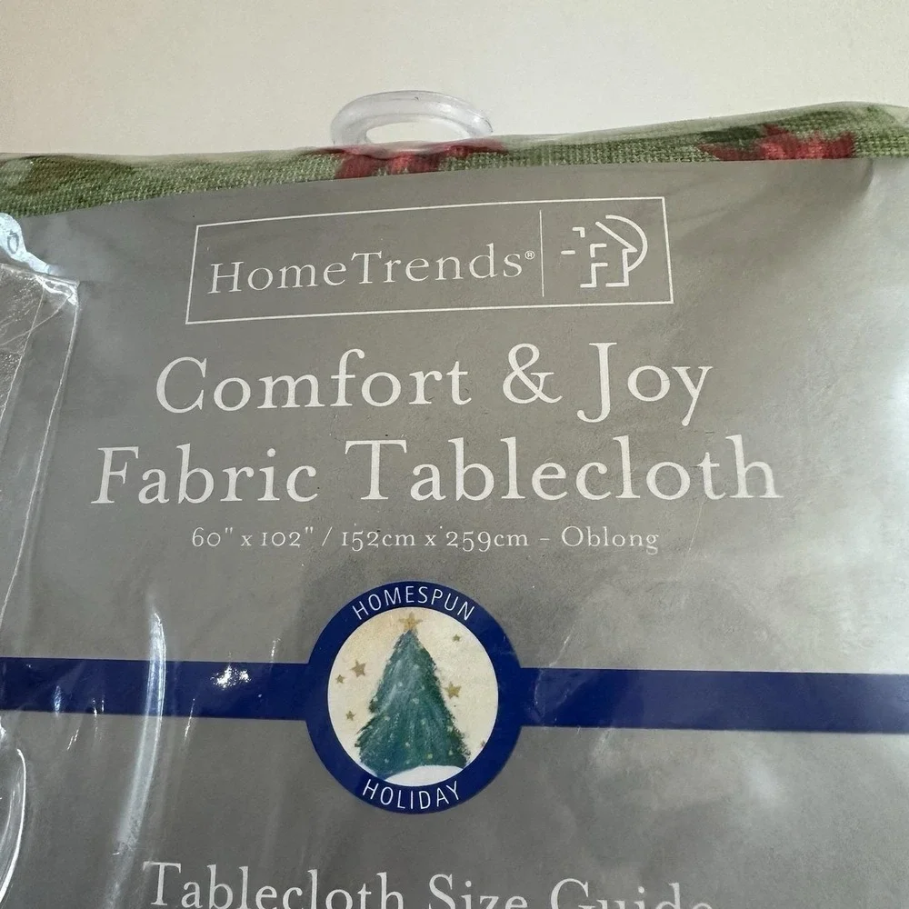 VTG Home Trends fabric Tablecloth  Comfort‎ & Joy 60x102 Oblong Tree Presents